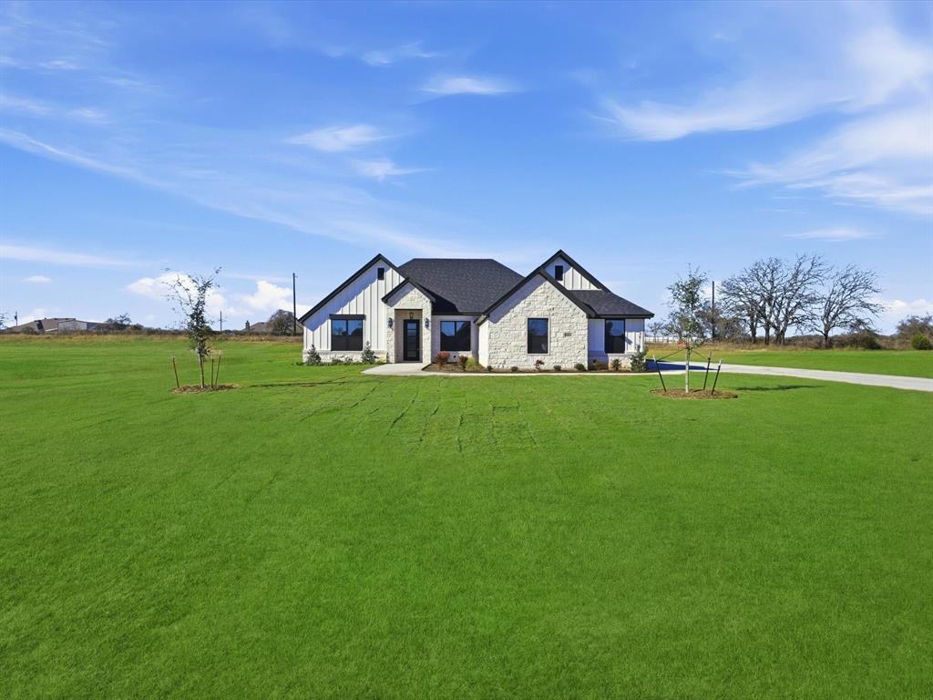 2005 Forest Bridge Drive Azle, TX 76020 - Photo 3 of 40