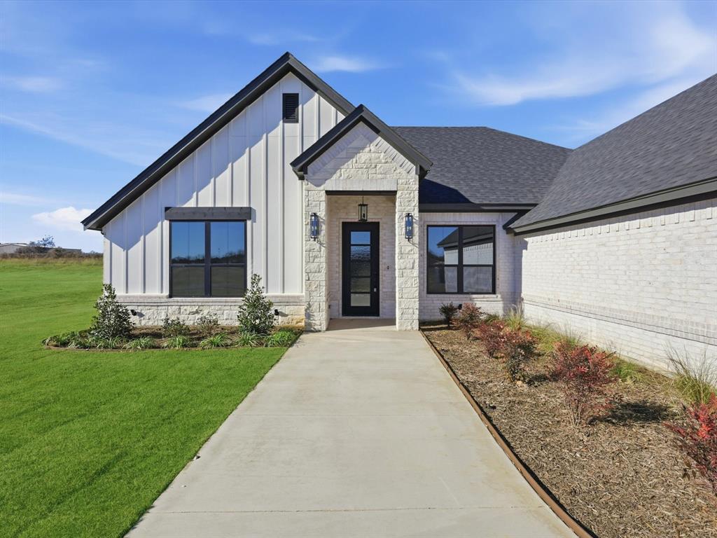 2005 Forest Bridge Drive Azle, TX 76020 - Photo 7 of 40