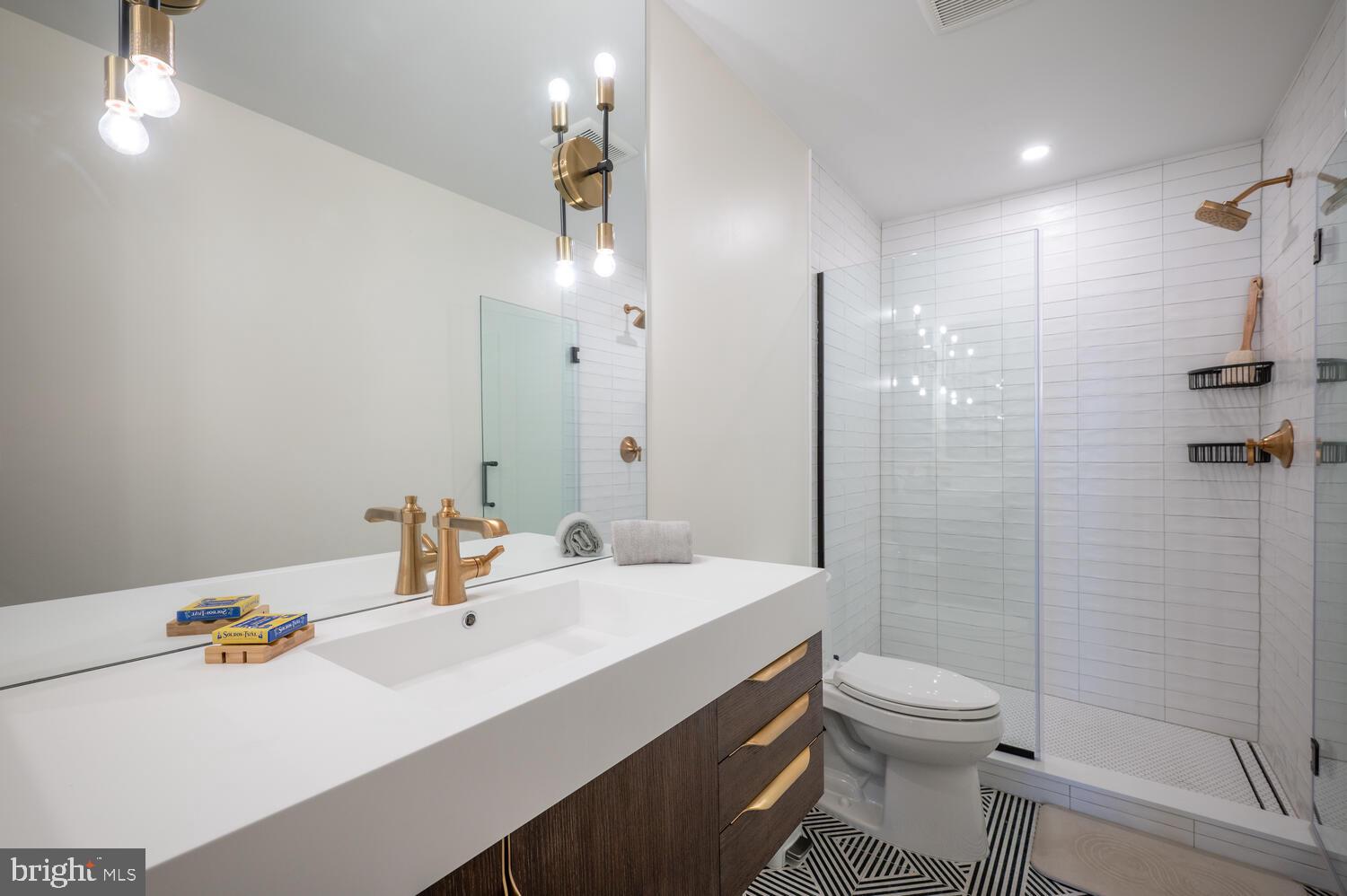 732 Columbia Road Northwest, Unit 2 Washington, DC 20001 - Photo 12 of 25 Gallery Image 12