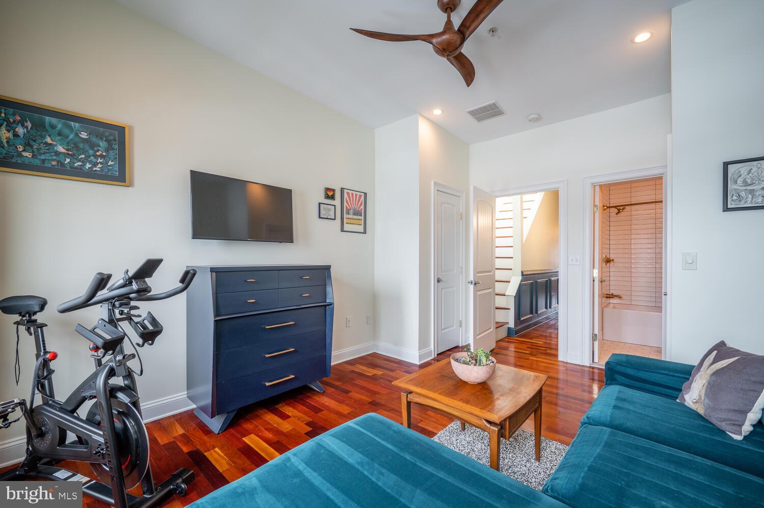 732 Columbia Road Northwest, Unit 2 Washington, DC 20001 - Photo 14 of 25 Gallery Image 14