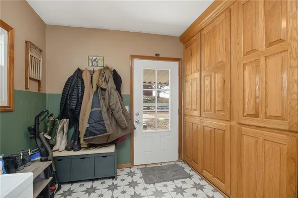 $410,000 | 9133 Southeast 40th Road, St. Joseph, MO 64507