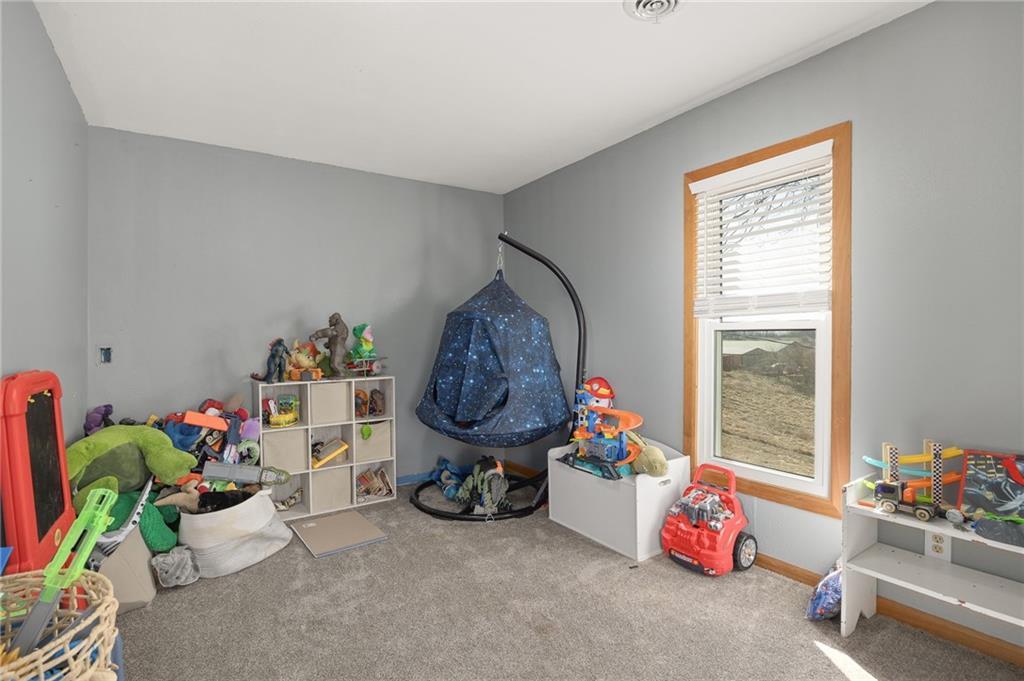 9133 Southeast 40th Road St. Joseph, MO 64507 - Photo 30 of 34