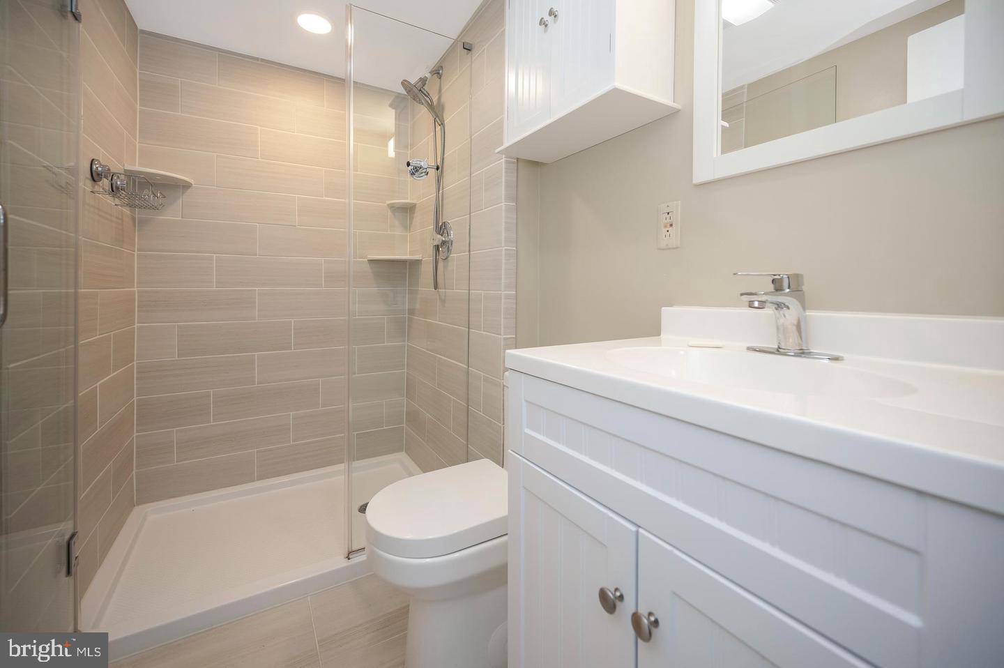 6507 Byron Avenue Springfield, VA 22150 - Photo 4 of 4 Gallery Image 4