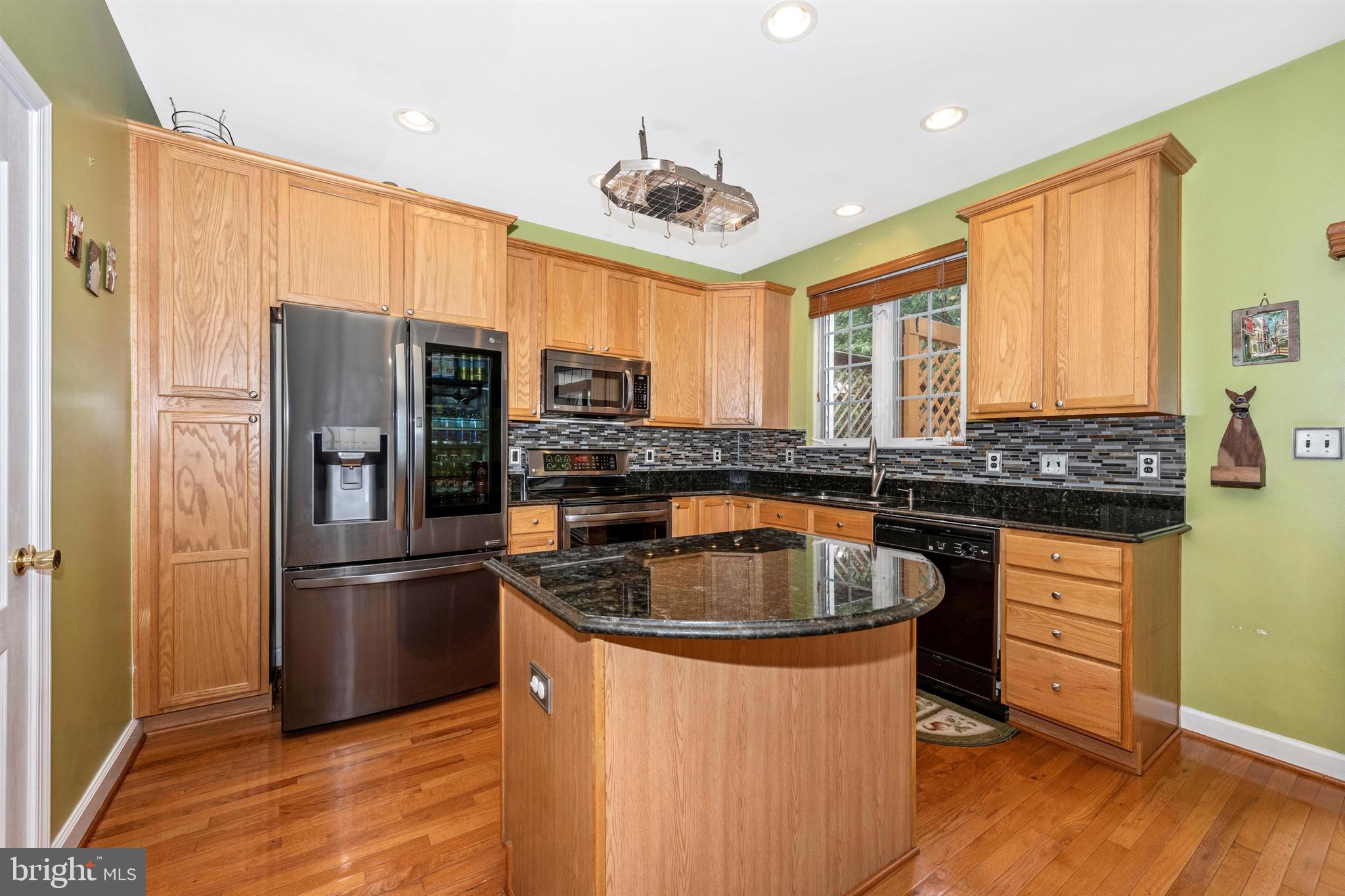 8152 Mississippi Road Laurel, MD 20724 - Photo 11 of 50 Gourmet kitchen with island