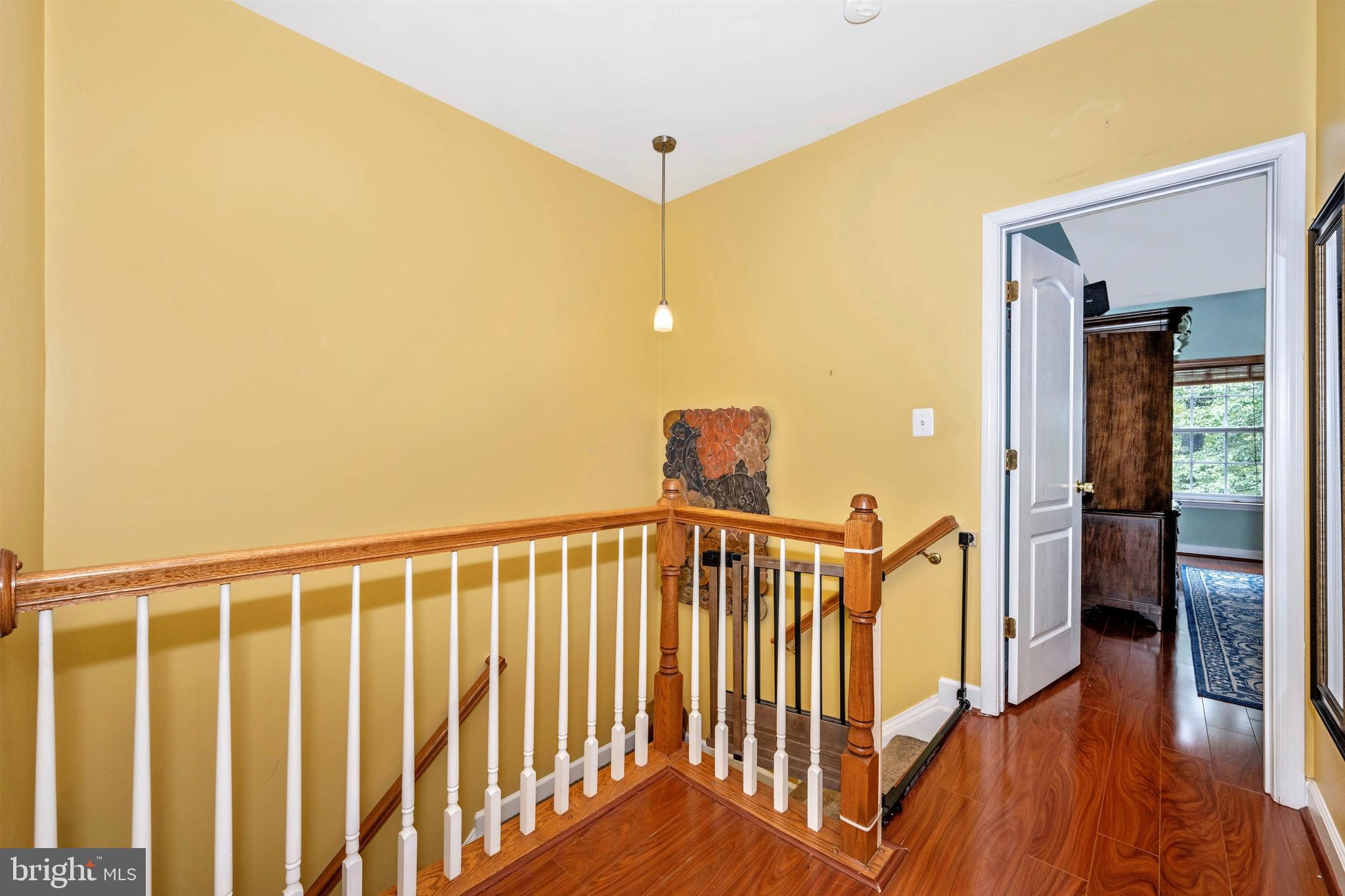 8152 Mississippi Road Laurel, MD 20724 - Photo 25 of 50 Hallway on Upper Level
