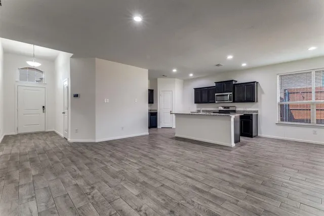 $2,595 | 9720 Calhoun Falls Drive, Fort Worth, TX 76108