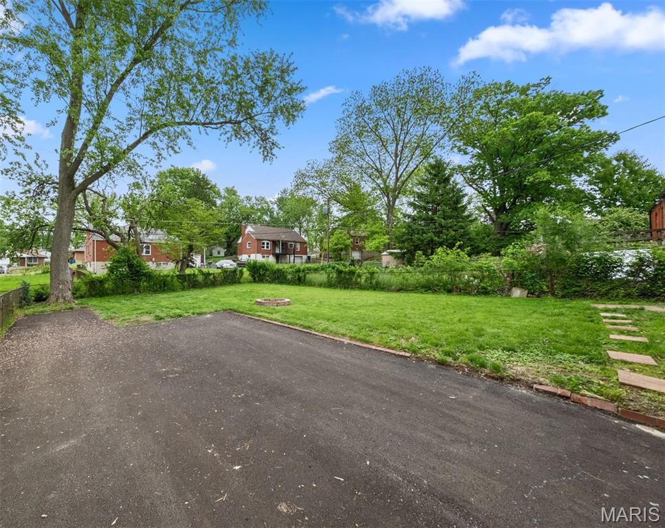 8915 Guthrie Avenue Berkeley, MO 63134 - Photo 29 of 32