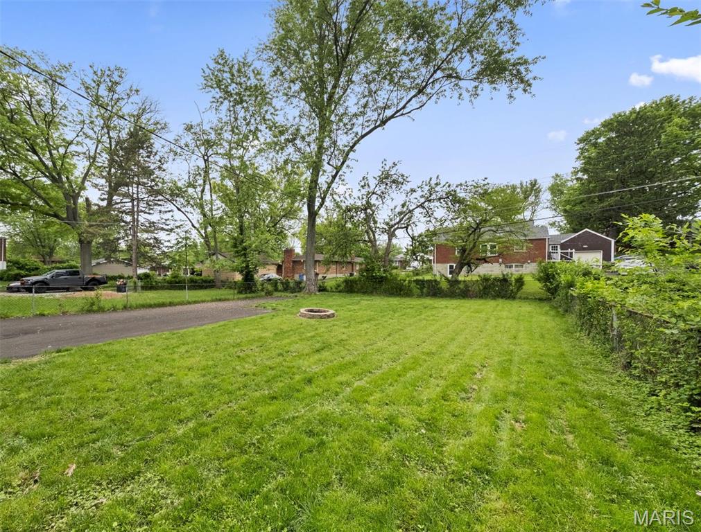8915 Guthrie Avenue Berkeley, MO 63134 - Photo 30 of 32