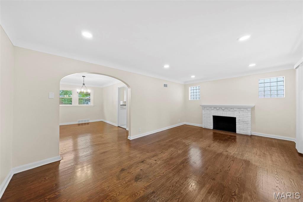 8915 Guthrie Avenue Berkeley, MO 63134 - Photo 5 of 32