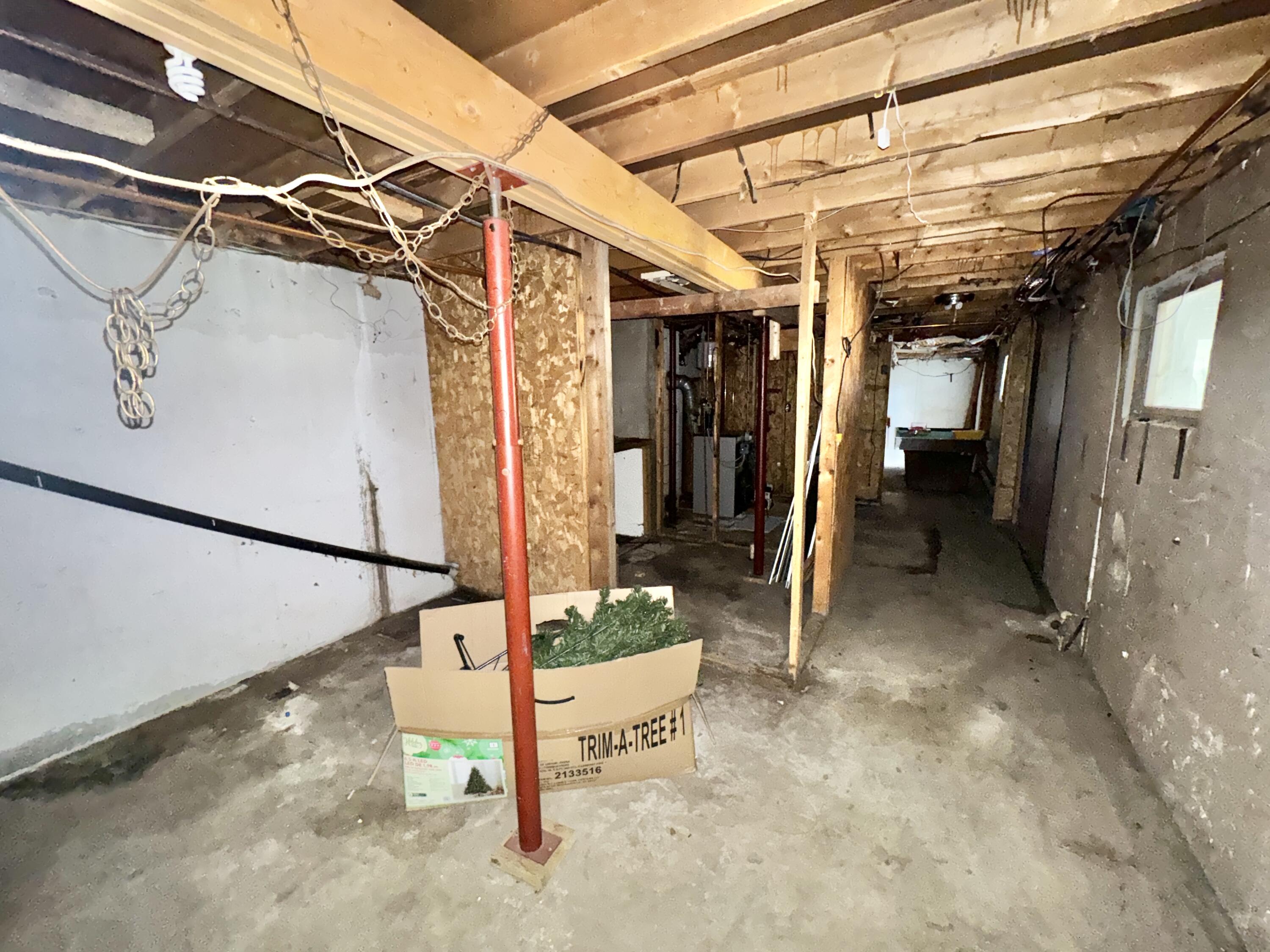 93 Jacob Buck Pond Road Bucksport, ME 04416 - Photo 20 of 32 20240403_193554323_iOS