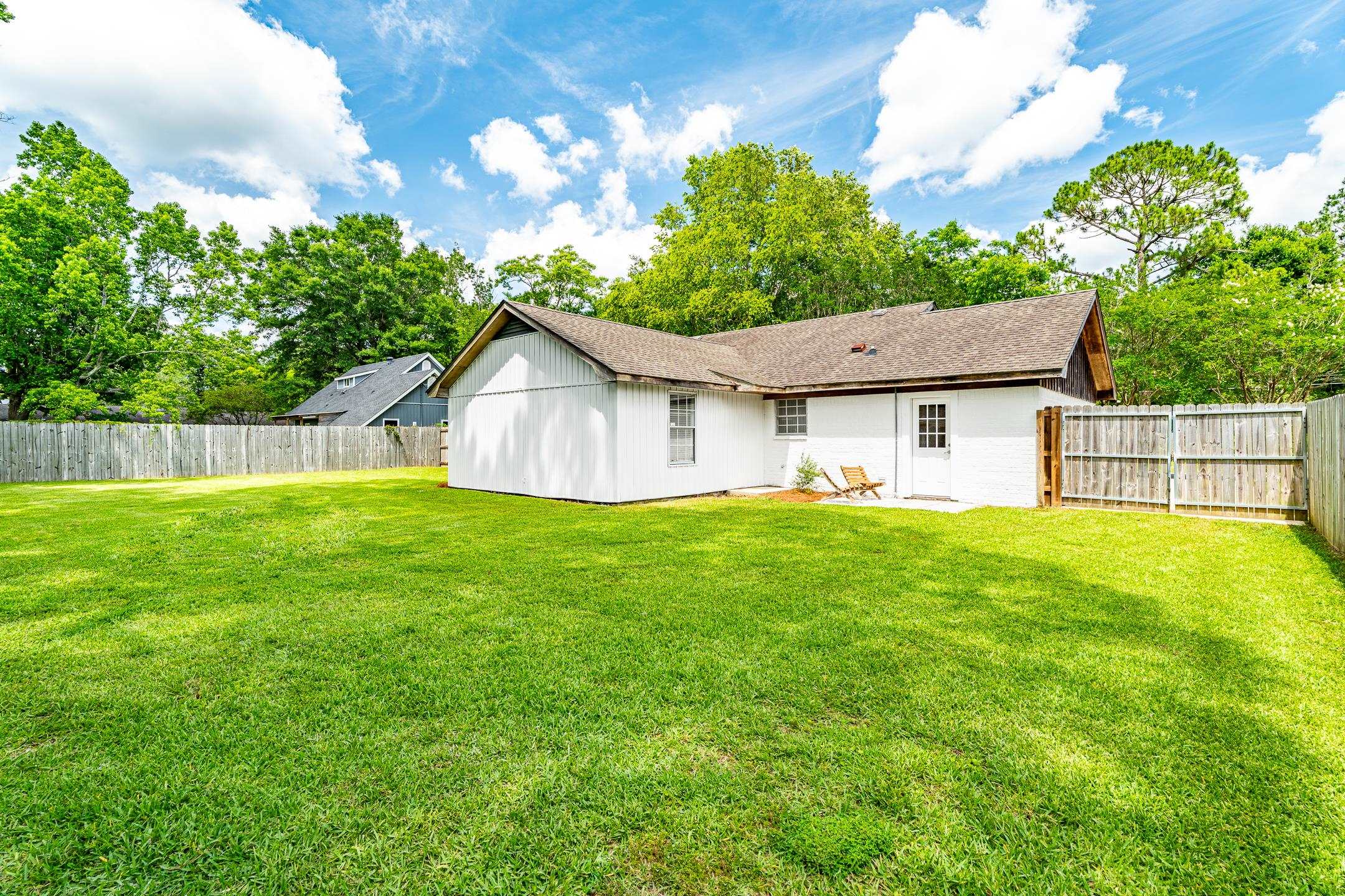 209 Lee Street Fairhope, AL 36532 - Photo 23 of 26