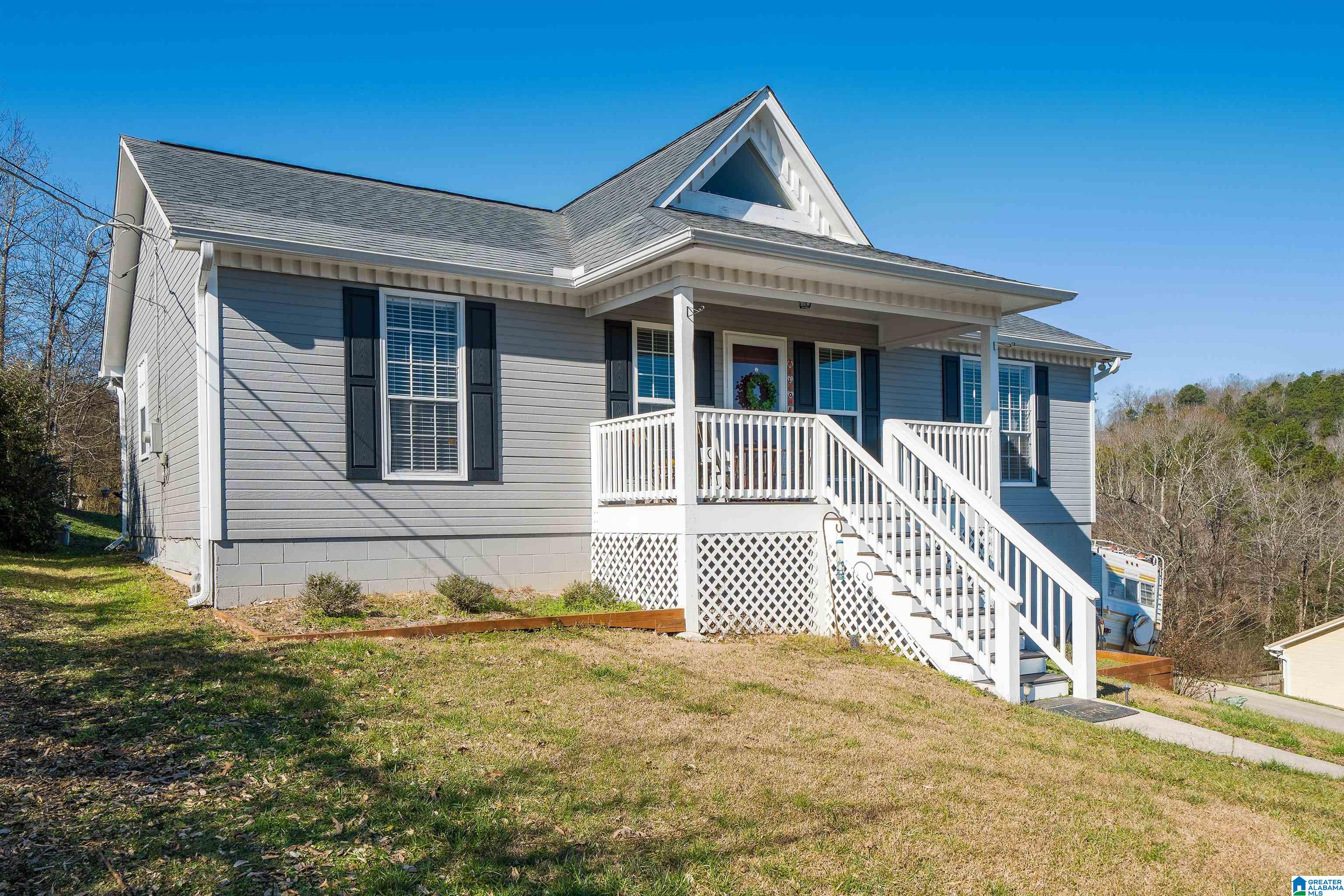 2905 Pinetree Street Moody, AL 35004 - Photo 2 of 26