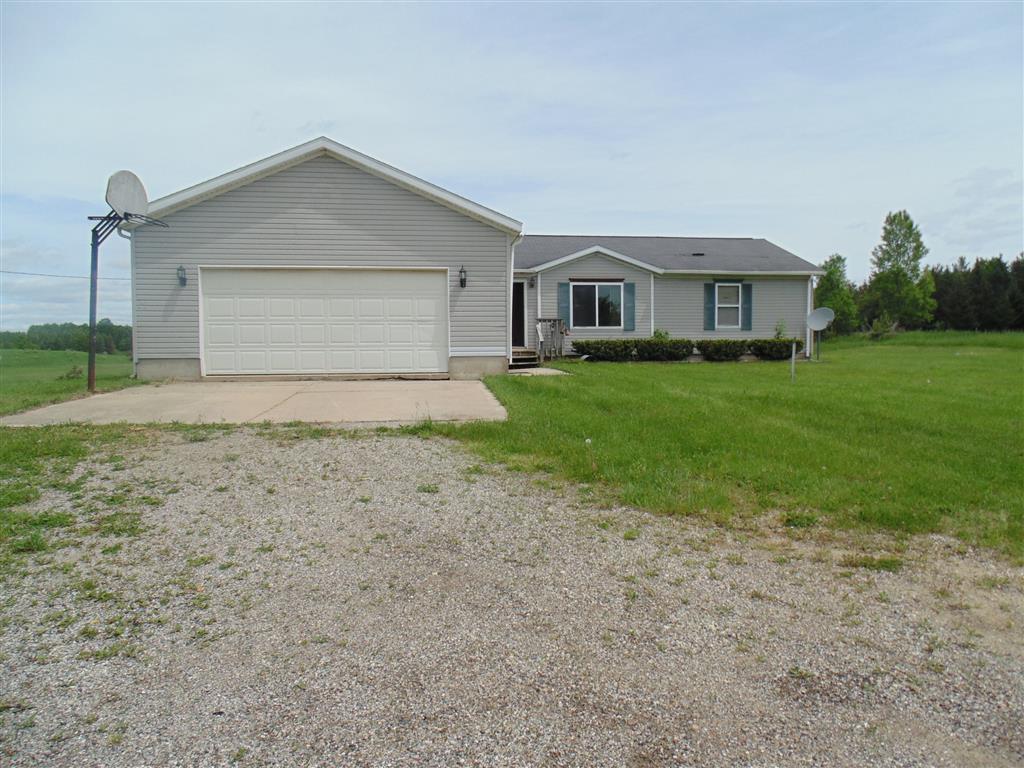 15614 19 Mile Road Tustin, MI 49688 - Photo 1 of 23 frnt1