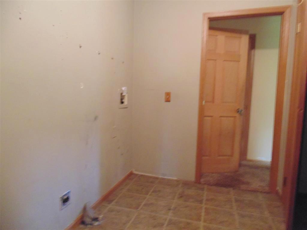 15614 19 Mile Road Tustin, MI 49688 - Photo 22 of 23 lndry