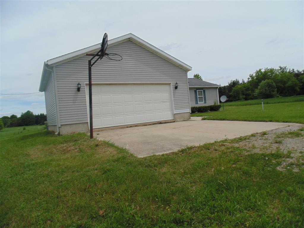 15614 19 Mile Road Tustin, MI 49688 - Photo 3 of 23 frnt 6