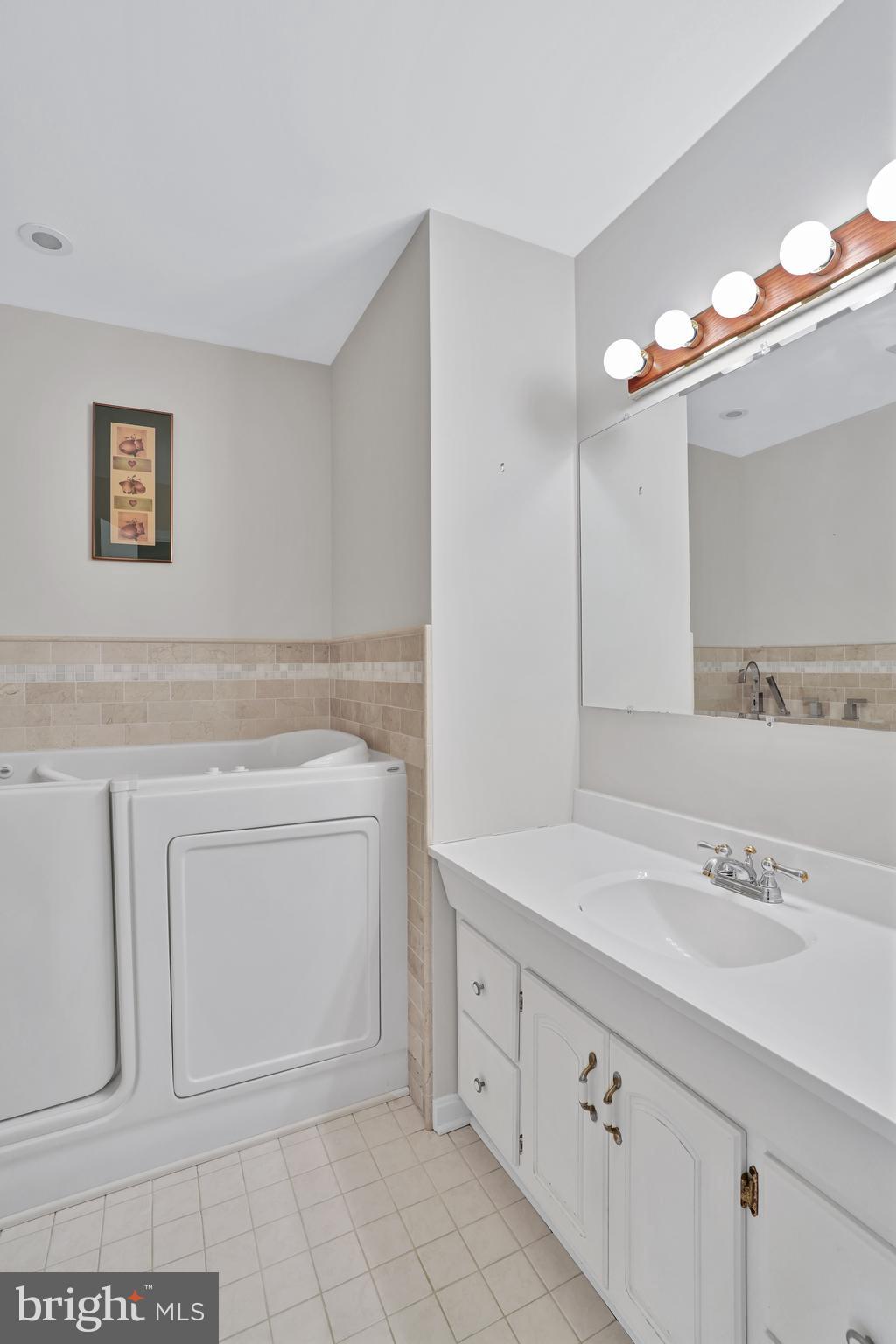 15009 Rocking Spring Drive Rockville, MD 20853 - Photo 31 of 50 Bathroom