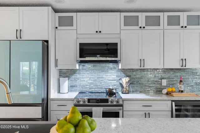 $389,900 | 3350 Club Villas Drive, Unit 1501, Southport, NC 28461