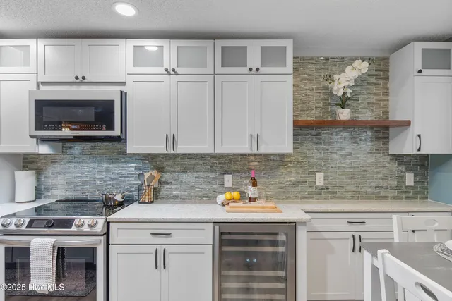 $389,900 | 3350 Club Villas Drive, Unit 1501, Southport, NC 28461