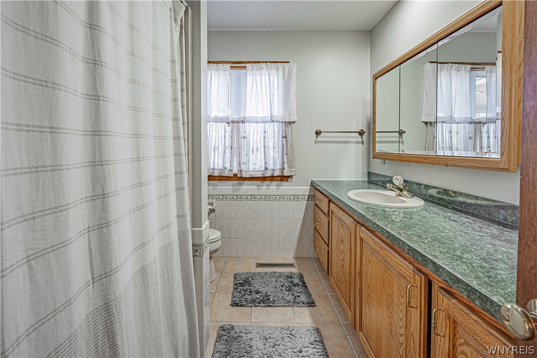 7406 Chestnut Ridge Road Lockport Town, NY 14094 - Photo 30 of 43