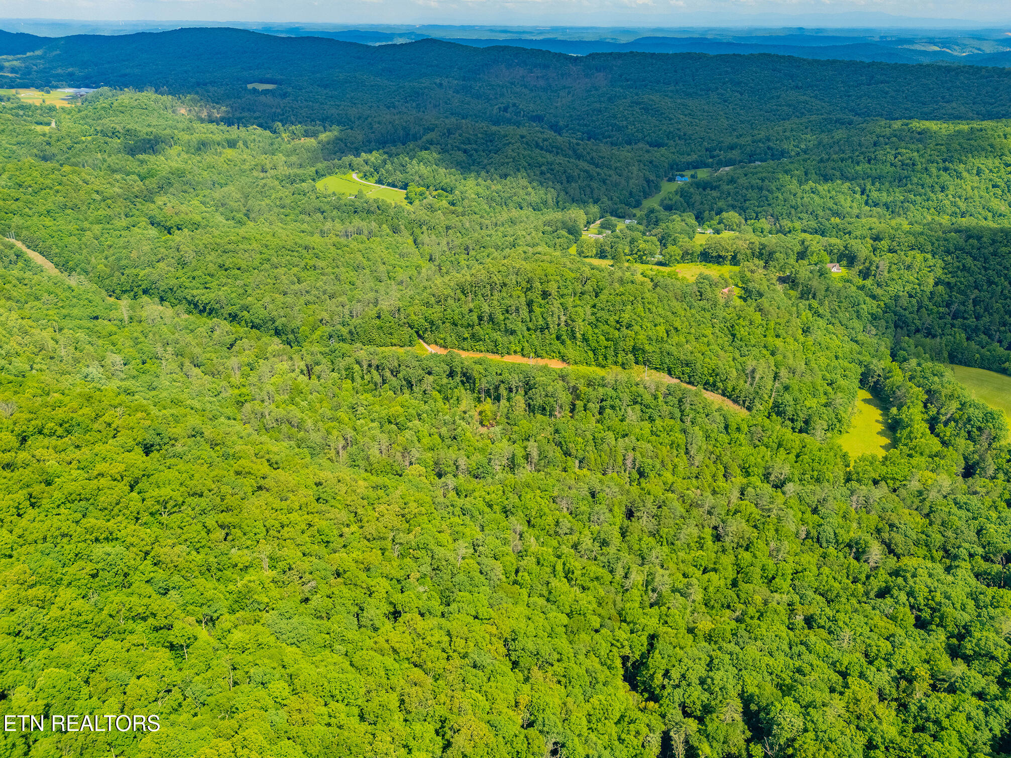 118 Authorn Sheldon Road Harriman, TN 37748 - Photo 38 of 59 44 - DJI_20250617161800_0075_D-HDR