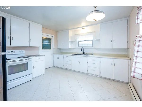 $849,900 | 89805 Sprague Road, Eugene, OR 97408