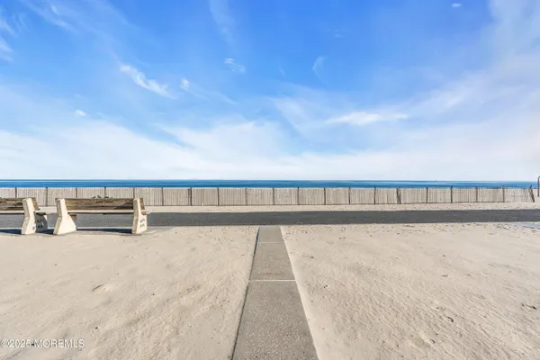 $2,700 | 115 Beach Front, Manasquan, NJ 08736