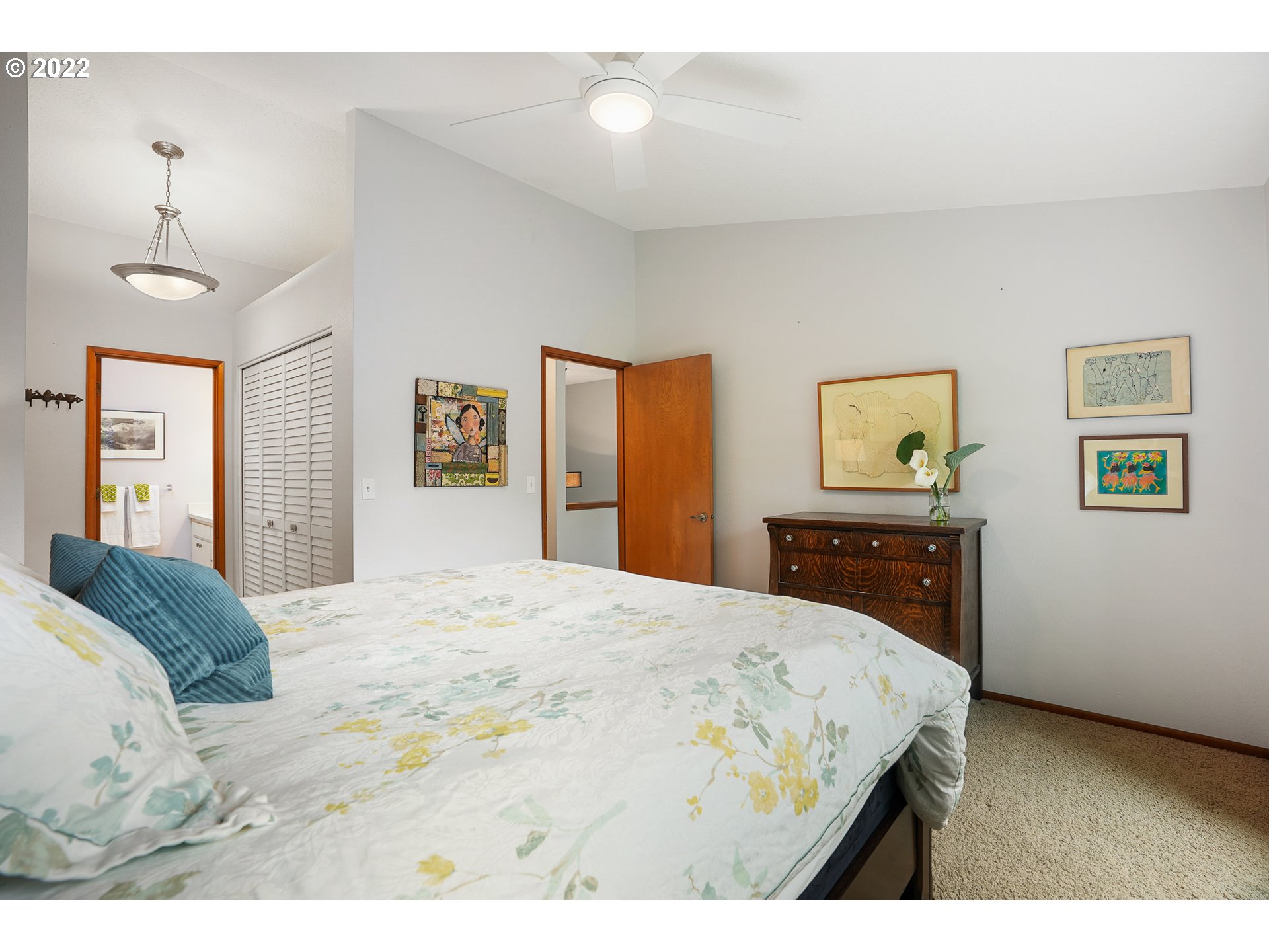 10023 Southwest Quail Post Road Portland, OR 97219 - Photo 14 of 32 Gallery Image 14