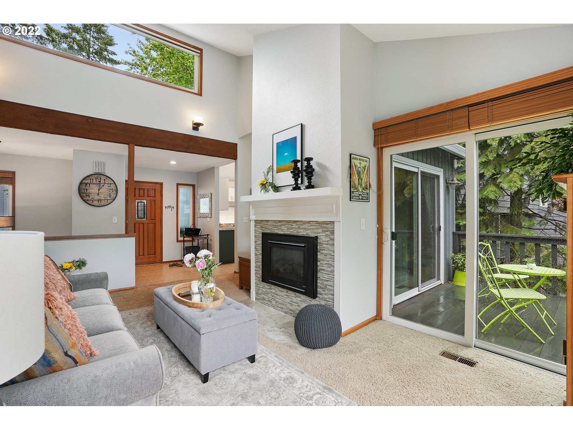 10023 Southwest Quail Post Road Portland, OR 97219 - Photo 5 of 32 Gallery Image 5