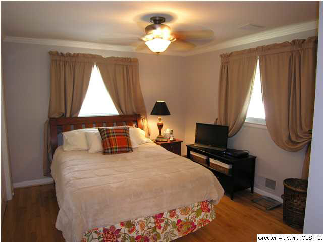 1546 Saulter Road Birmingham, AL 35209 - Photo 13 of 31