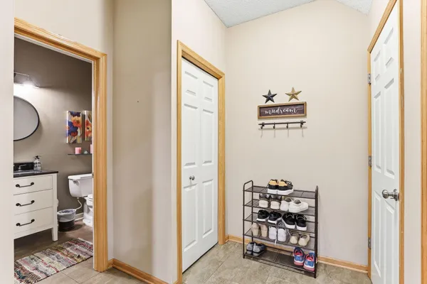 $299,000 | 13900 53rd Avenue North, Unit 103, Plymouth, MN 55446