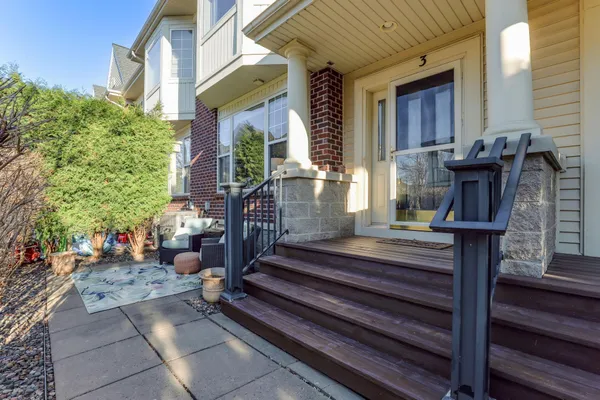 $299,000 | 13900 53rd Avenue North, Unit 103, Plymouth, MN 55446