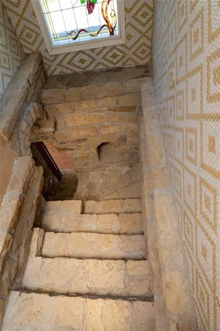 $750,000 | 616 West Baylor Street, Weatherford, TX 76086