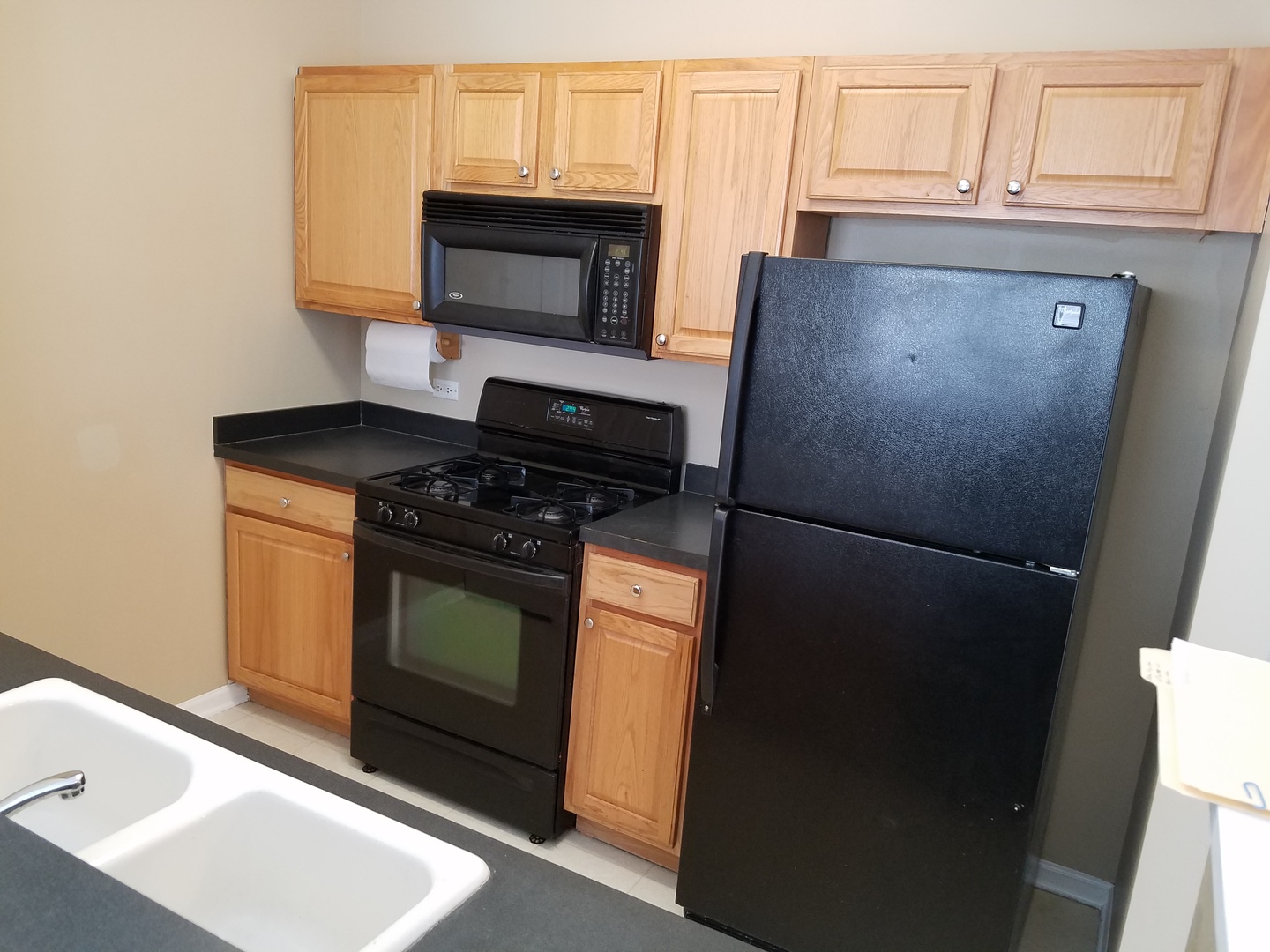 150 Enclave Circle, Unit B Bolingbrook, IL 60440 - Photo 7 of 9