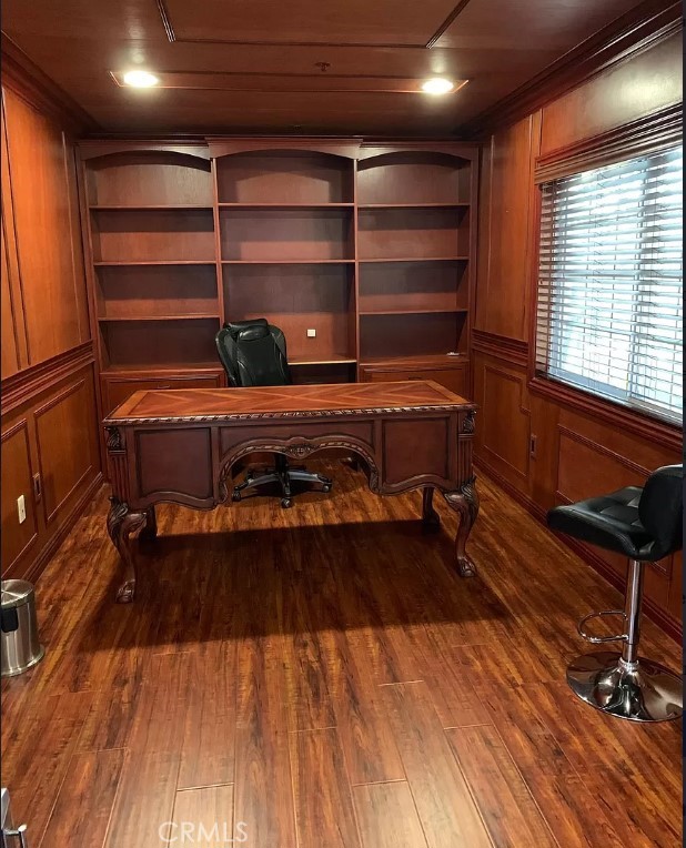 1338 North Jackson Street Glendale, CA 91207 - Photo 21 of 24 a living room with a furniture and a rug