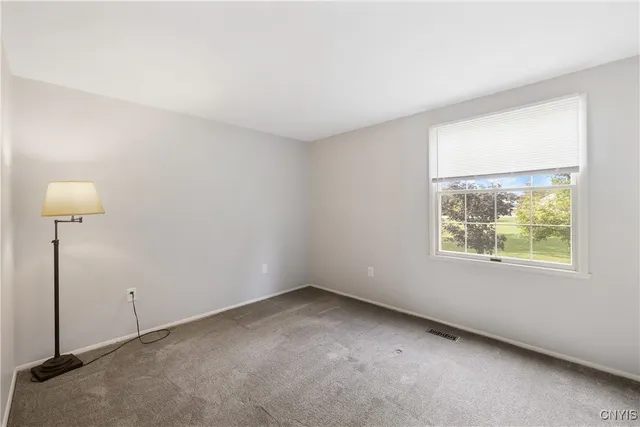 $264,900 | 8137 Mesa Lane, Clay, NY 13090