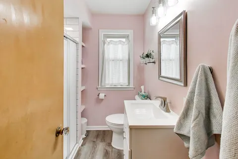 $399,900 | 210 North 2nd Avenue, Villa Park, IL 60181