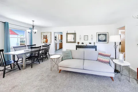 $399,900 | 210 North 2nd Avenue, Villa Park, IL 60181