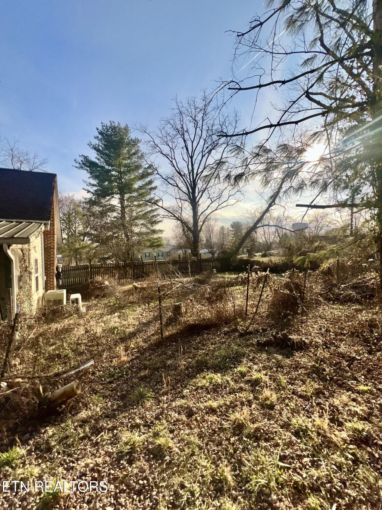 426 Rosedale Avenue Jamestown, TN 38556 - Photo 21 of 22 IMG_0026