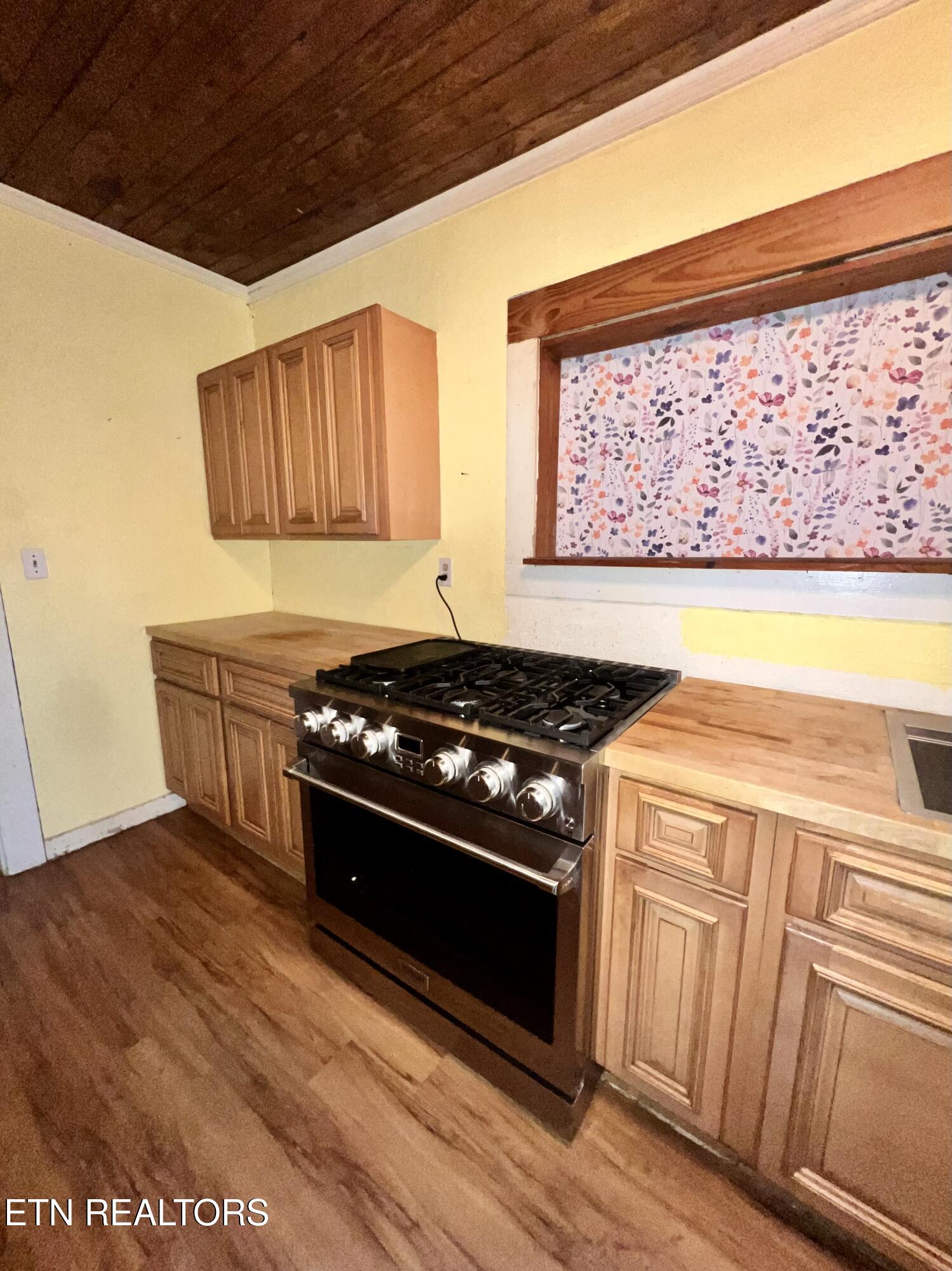 426 Rosedale Avenue Jamestown, TN 38556 - Photo 9 of 22 IMG_0012