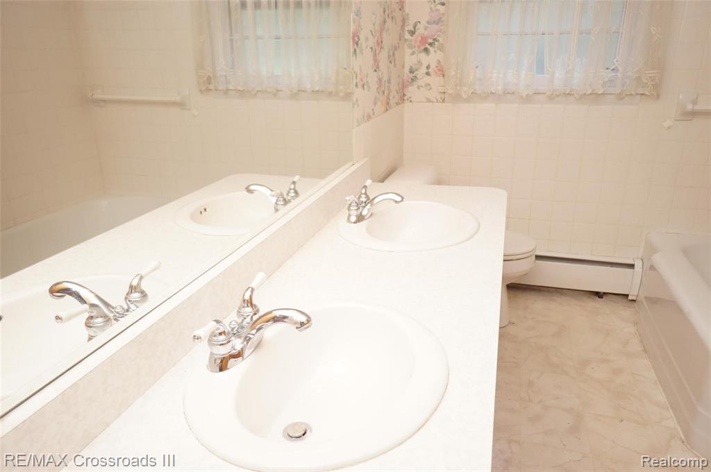 48024 Bemis Road Belleville, MI 48111 - Photo 21 of 34