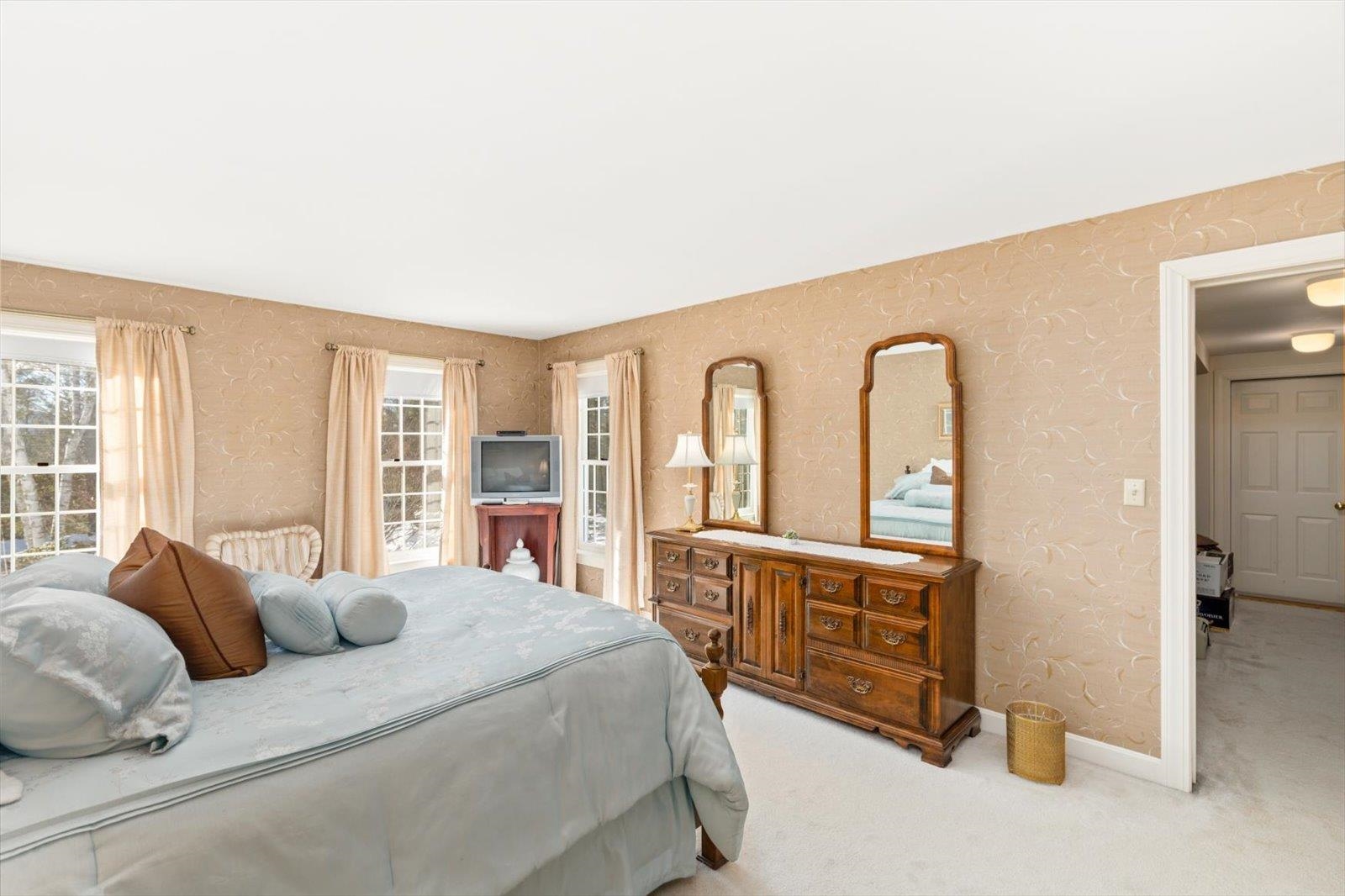 47 N Road Hancock, NH 03449 - Photo 27 of 40