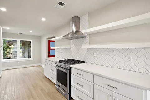 $599,000 | 8910 Mt Bartlett Drive, Austin, TX 78759