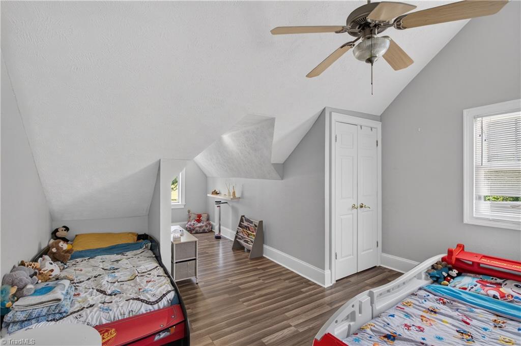 2441 Cunningham Road Thomasville, NC 27360 - Photo 26 of 43
