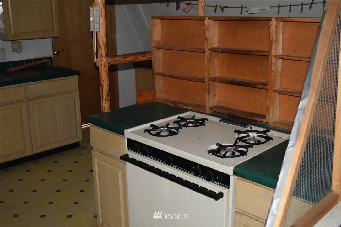 158 Reevas Basin Road Tonasket, WA 98855 - Photo 8 of 25 Gallery Image 8