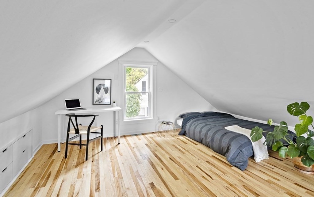 109 Marvin Road Melrose, MA 02176 - Photo 15 of 21