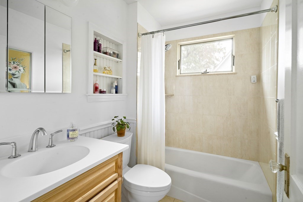 109 Marvin Road Melrose, MA 02176 - Photo 17 of 21