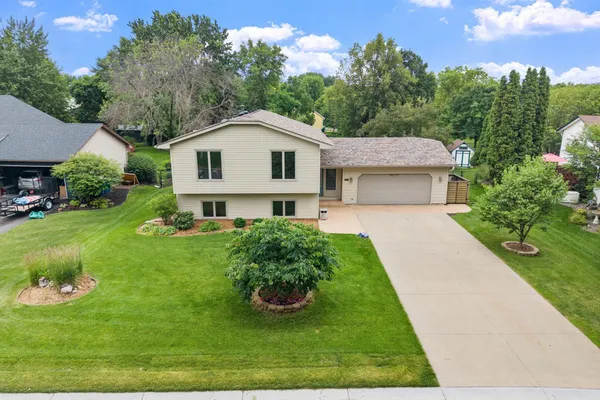 $425,000 | 13003 88th Avenue North, Maple Grove, MN 55369