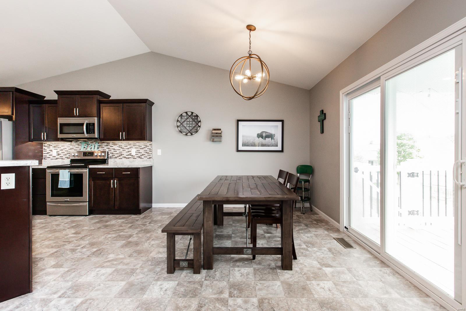 1517 Rachael Lane Waterloo, IL 62298 - Photo 11 of 39