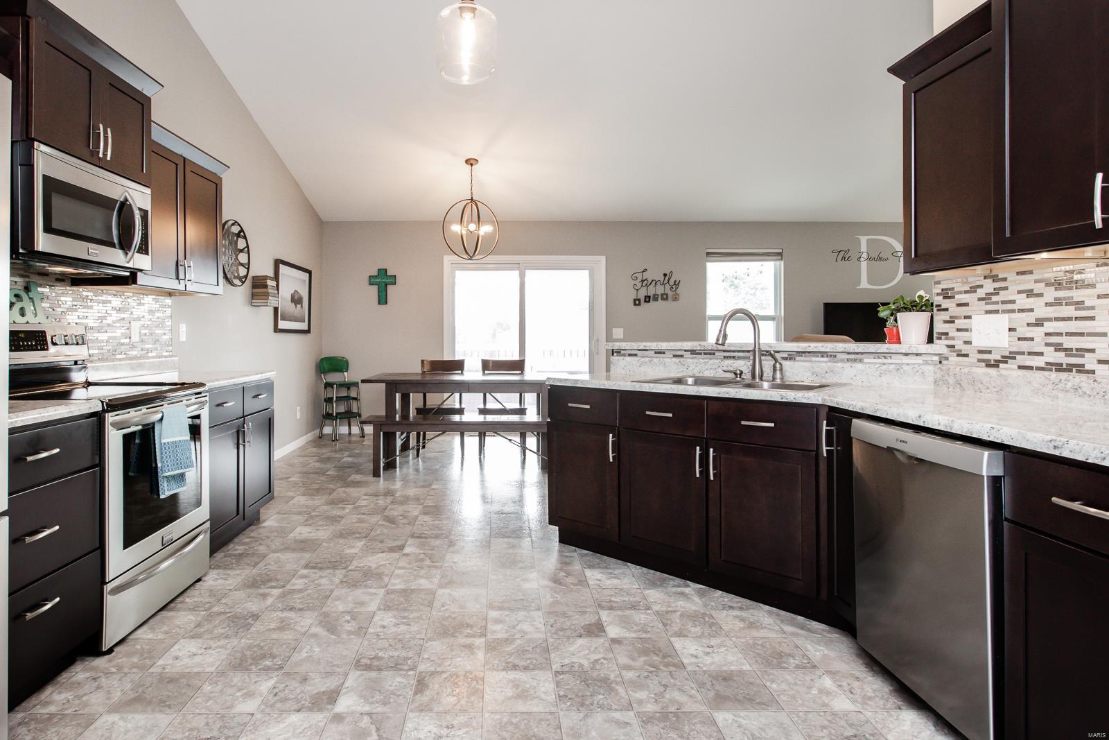 1517 Rachael Lane Waterloo, IL 62298 - Photo 15 of 39