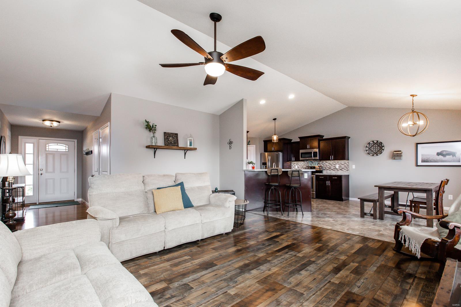 1517 Rachael Lane Waterloo, IL 62298 - Photo 10 of 39
